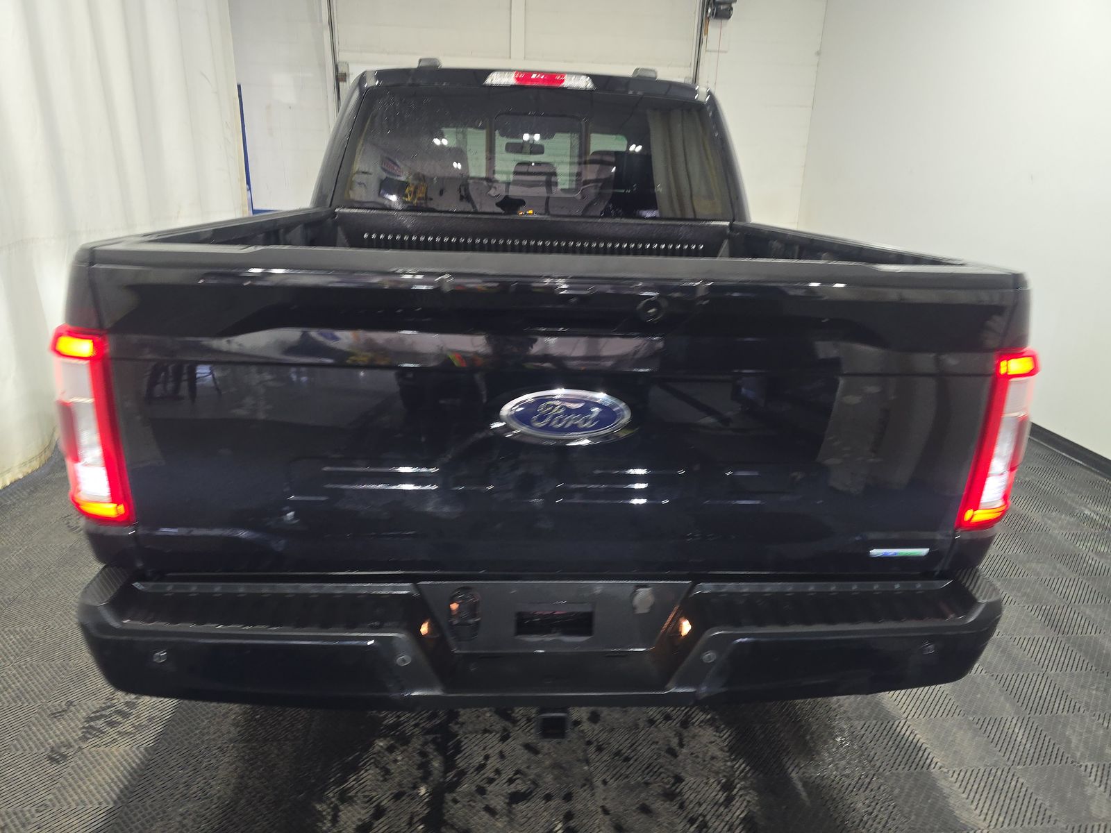 2023 Ford F-150 Lariat AWD