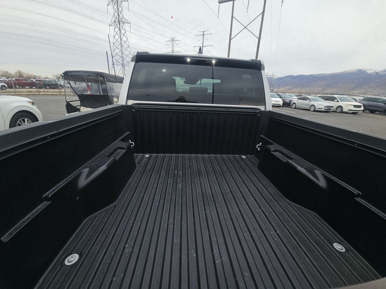 2024 Toyota Tacoma SR5 AWD