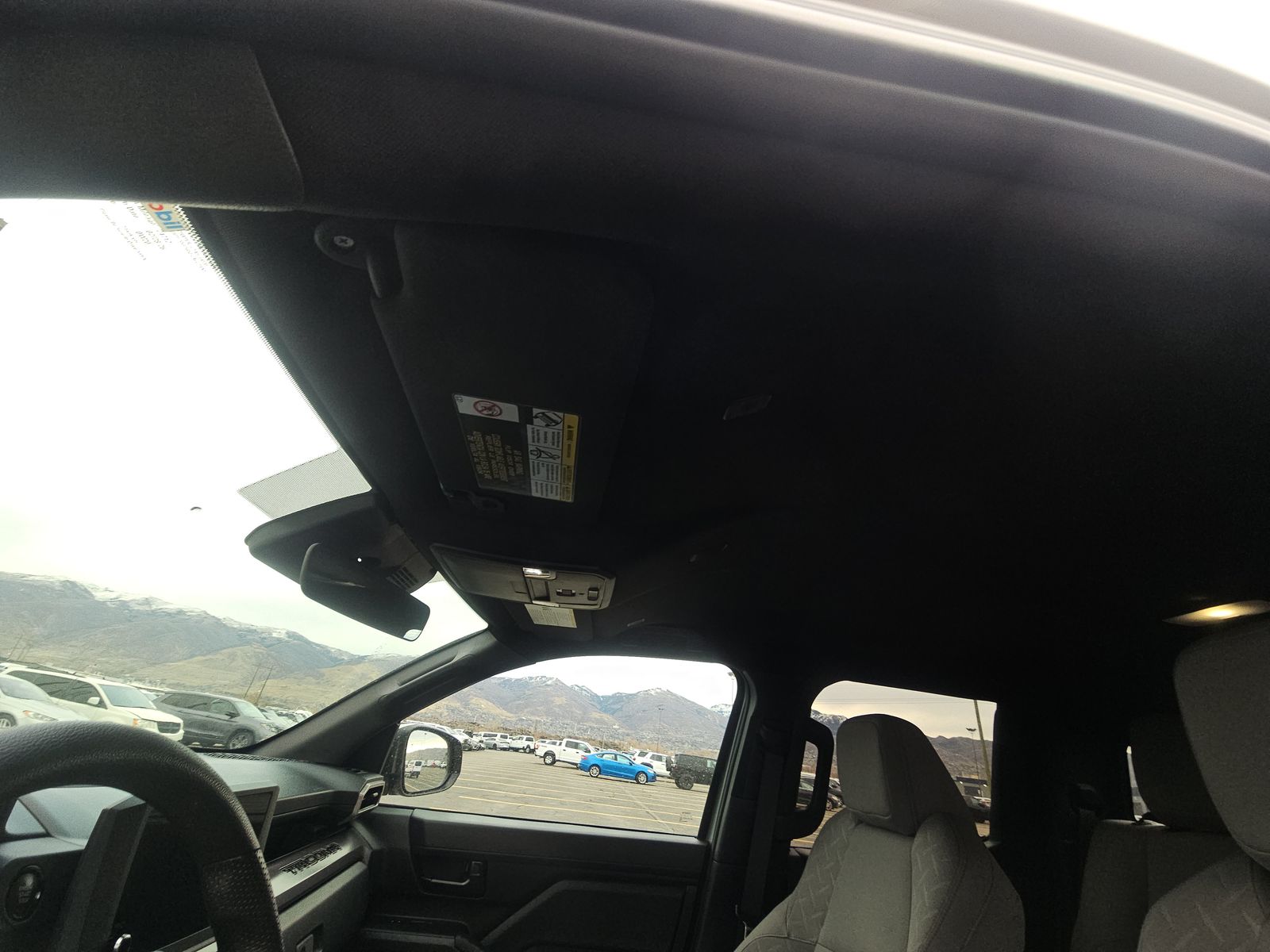 2024 Toyota Tacoma SR5 AWD