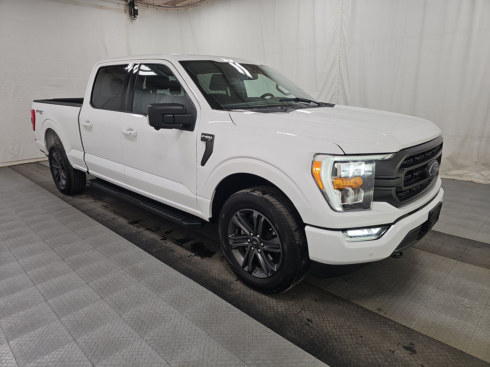 2023 Ford F-150 XLT AWD