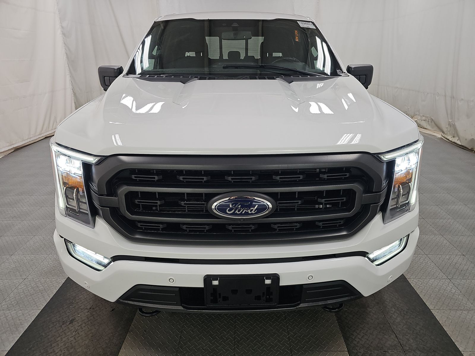 2023 Ford F-150 XLT AWD