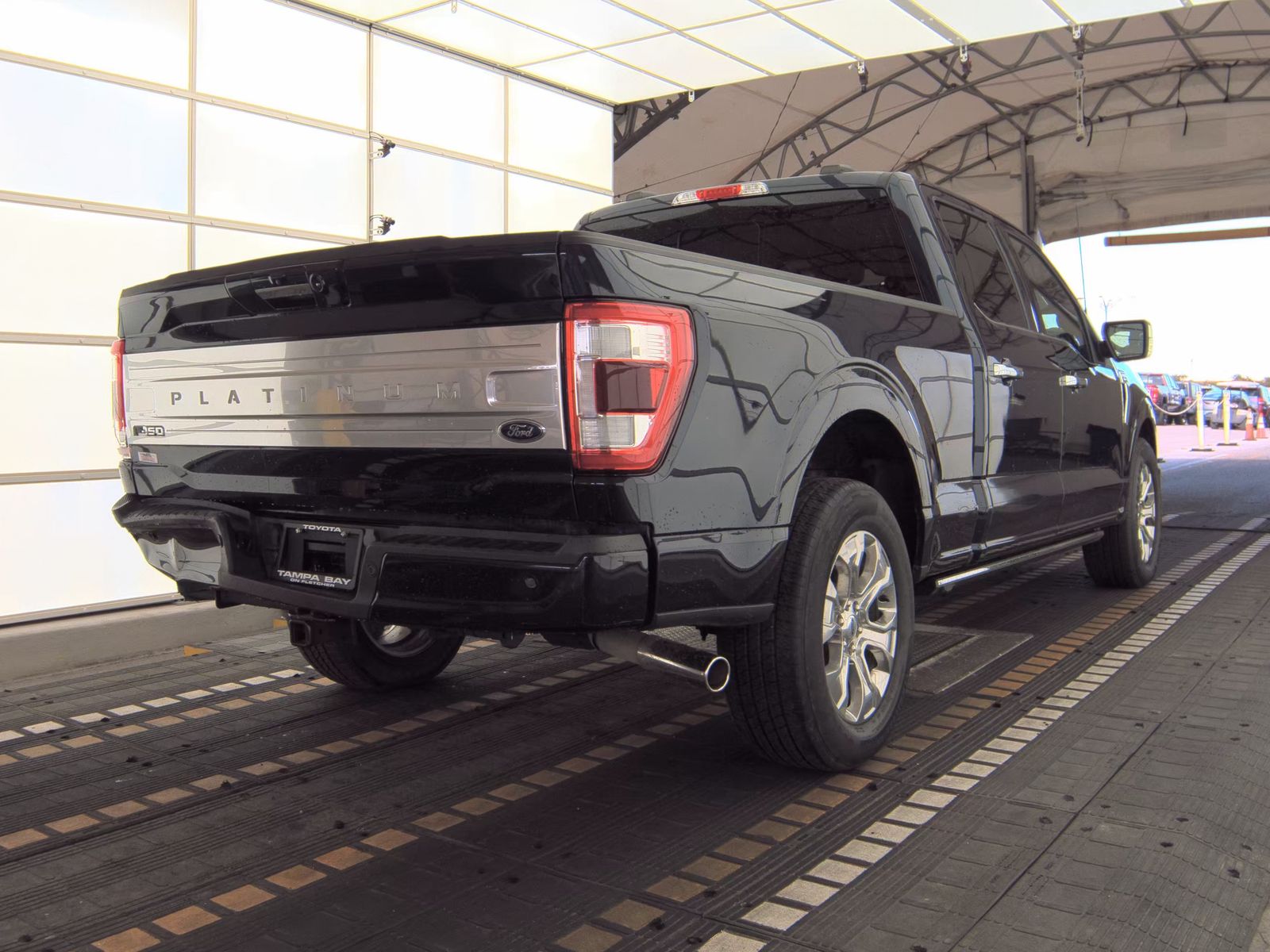 2023 Ford F-150 Platinum RWD