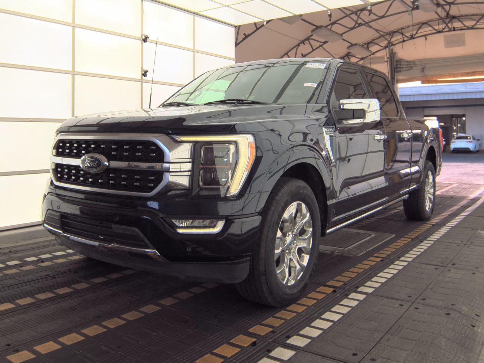 2023 Ford F-150 Platinum RWD