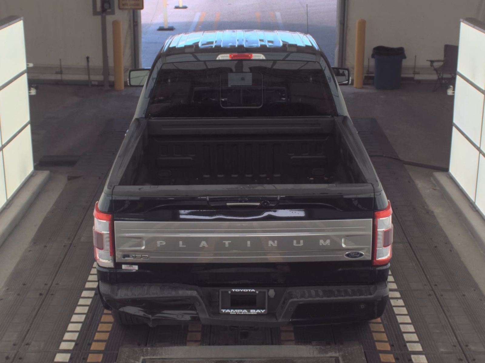 2023 Ford F-150 Platinum RWD