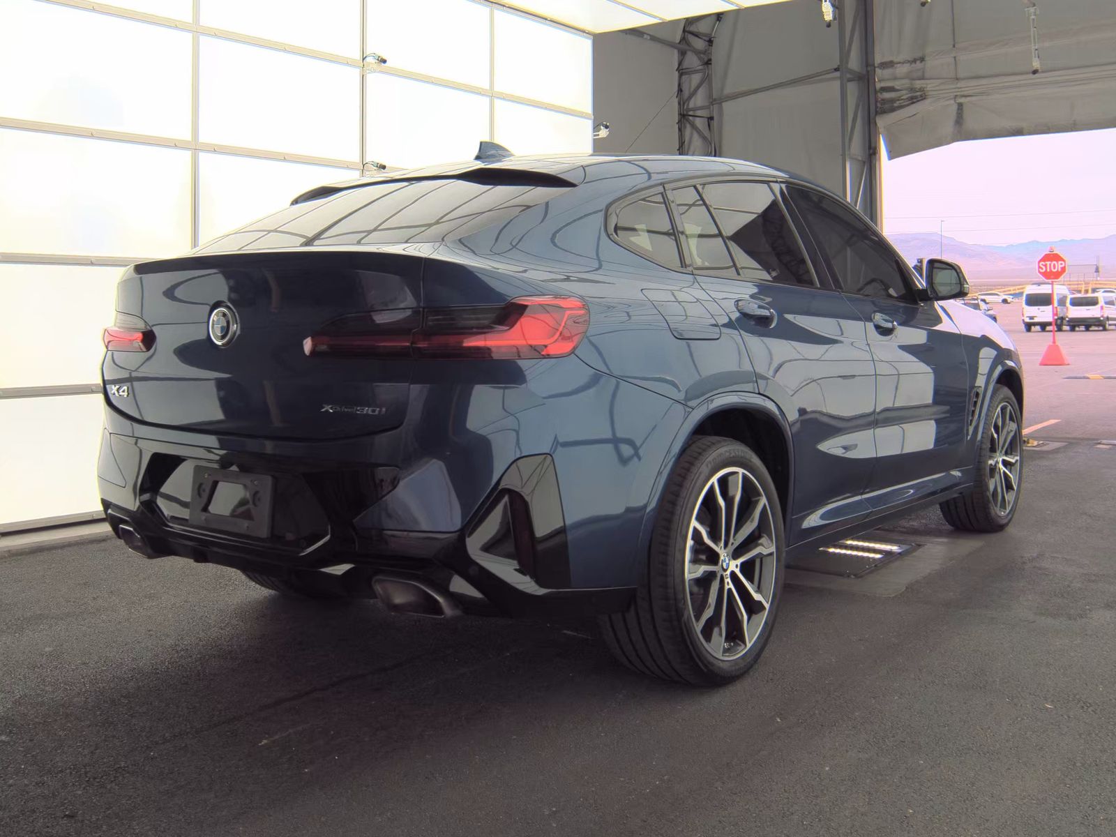 2023 BMW X4 xDrive30i AWD