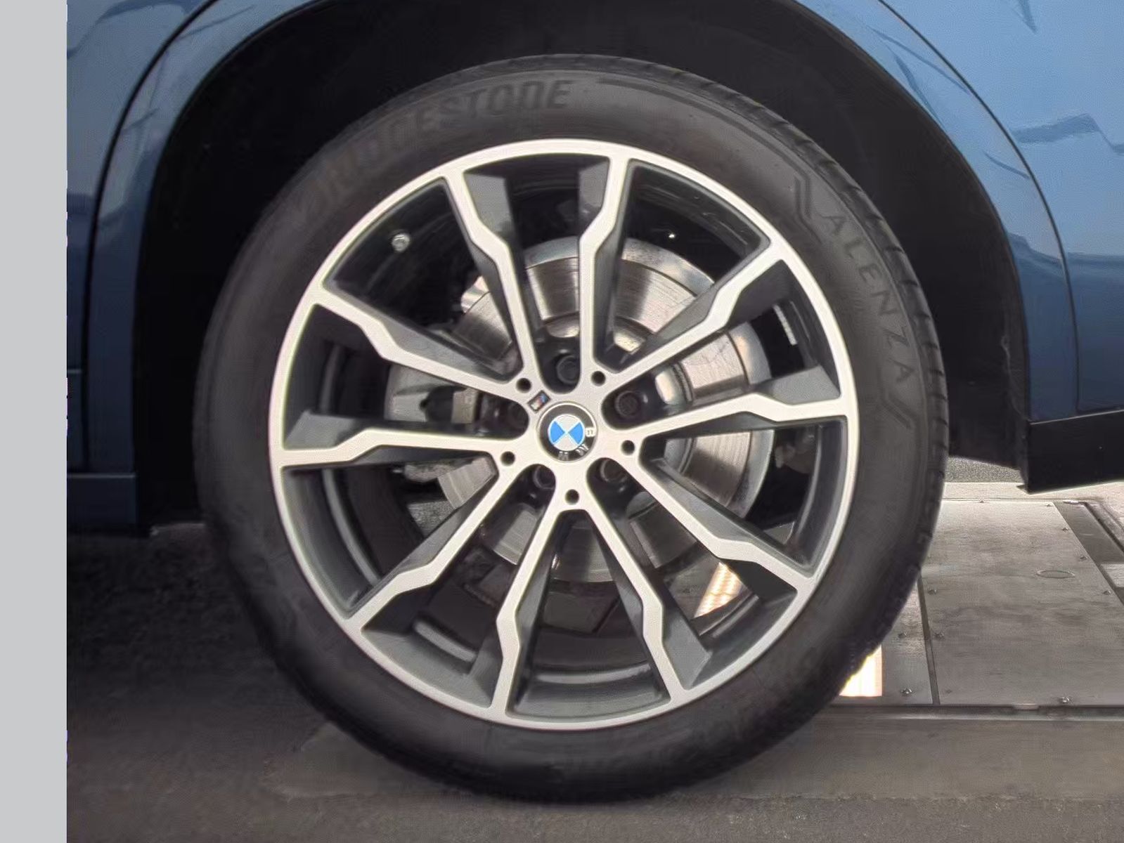 2023 BMW X4 xDrive30i AWD