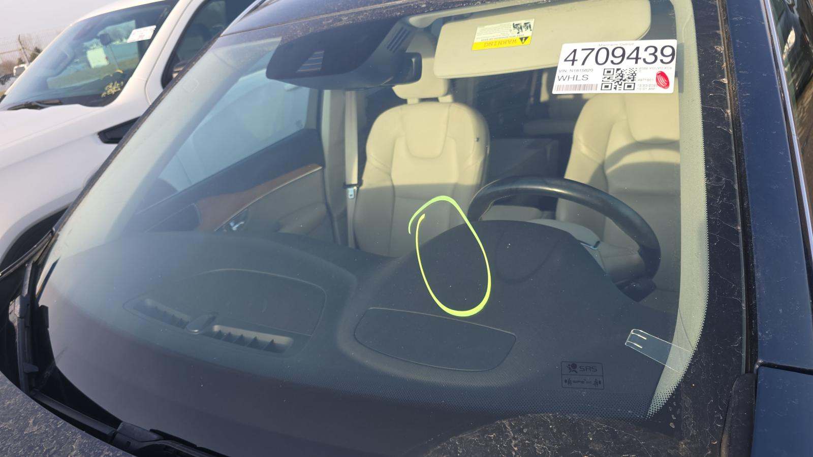 2022 Volvo XC90 T6 Momentum AWD