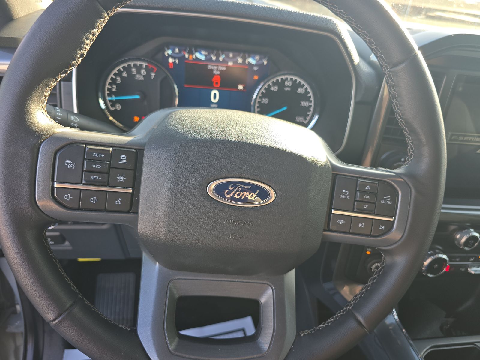 2023 Ford F-150 XLT AWD