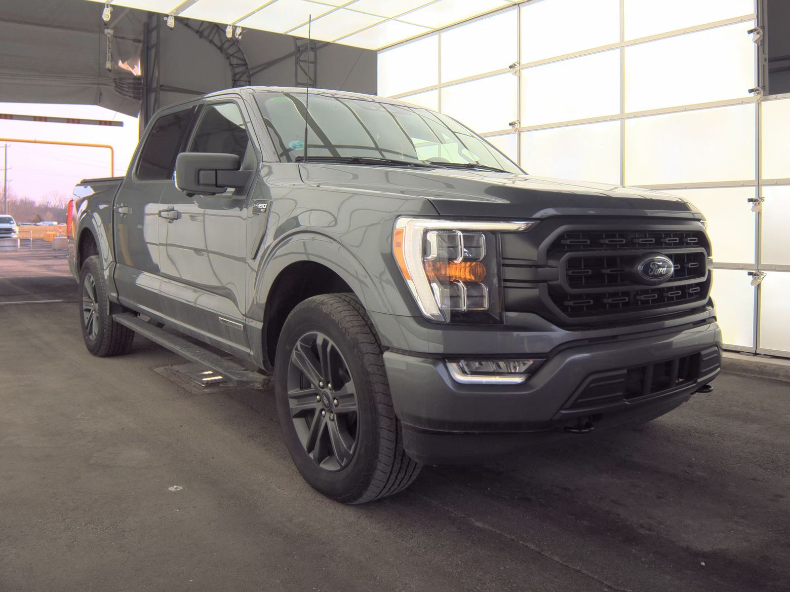 2023 Ford F-150 Hybrid XLT AWD