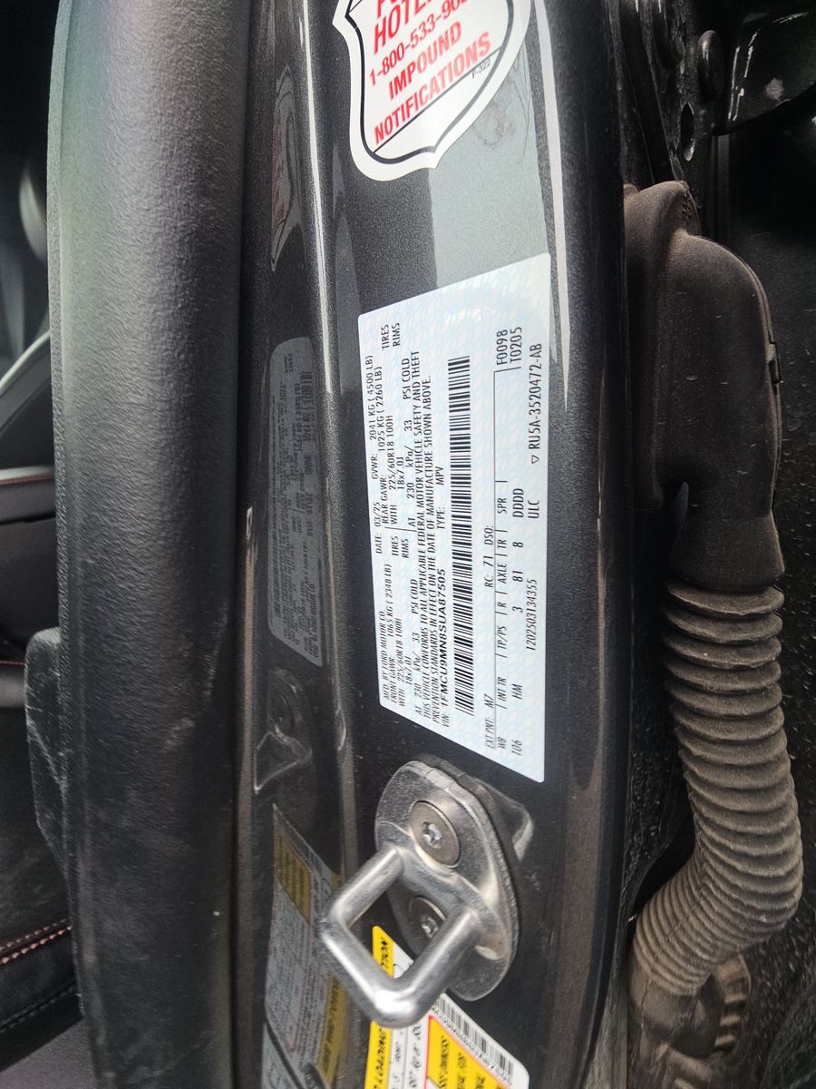 2025 Ford Escape ST-Line AWD