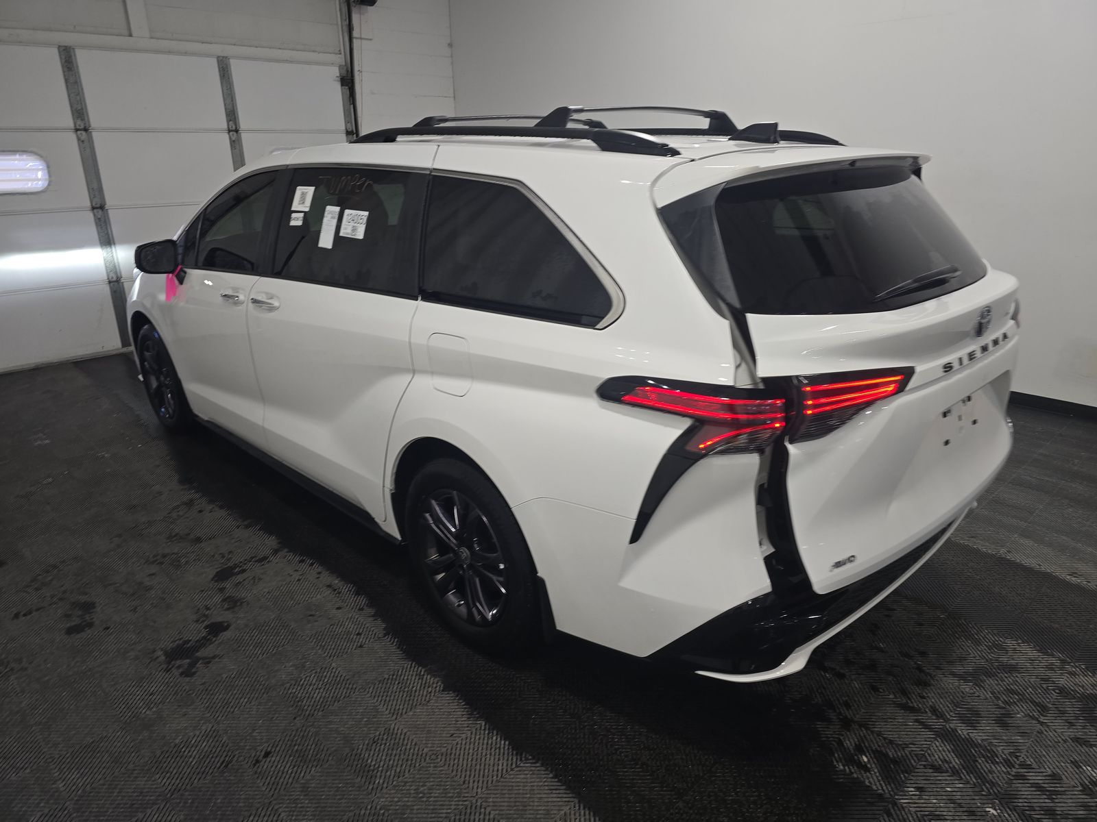 2024 Toyota Sienna XSE AWD