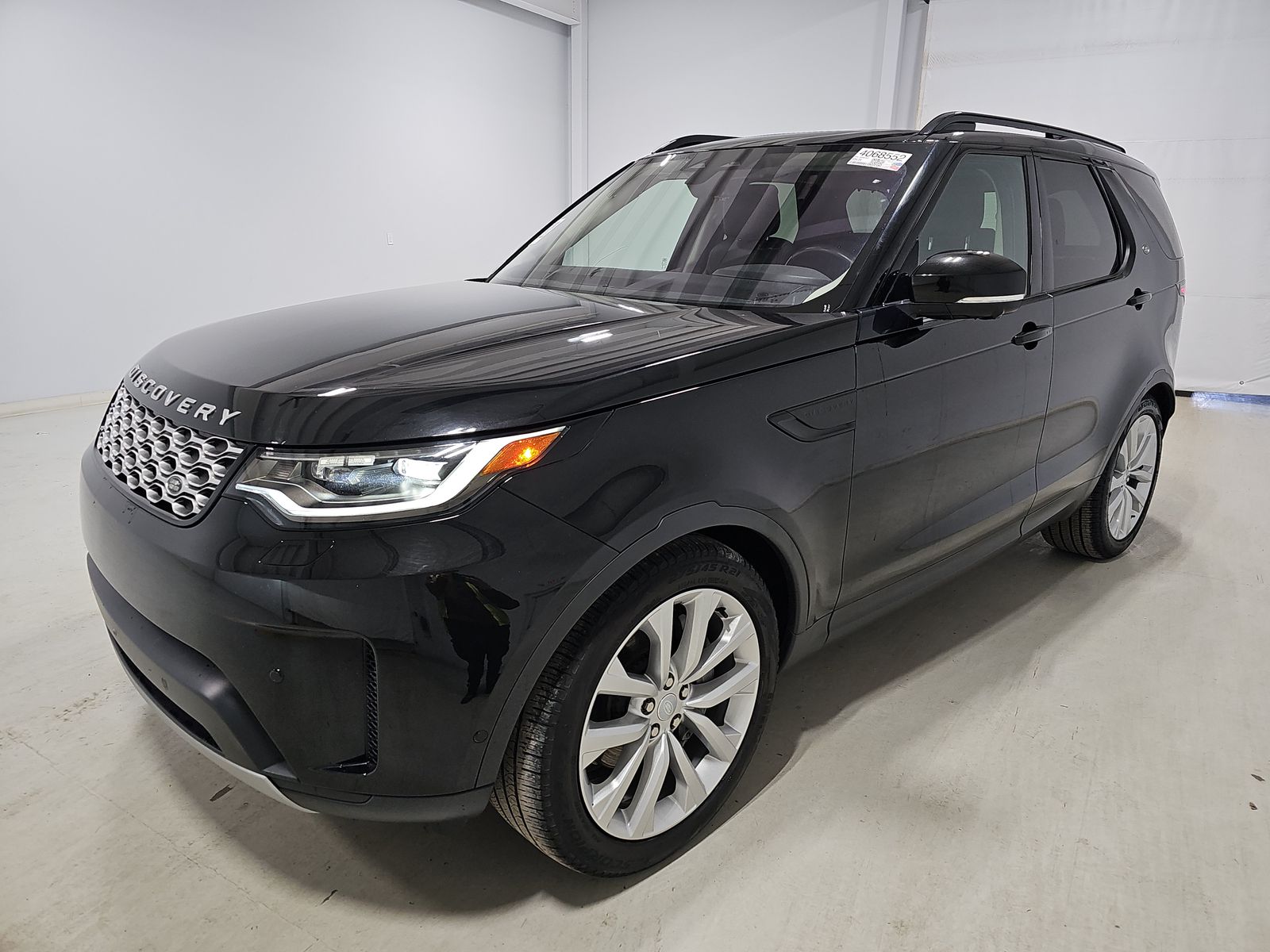 2022 Land Rover Discovery S AWD