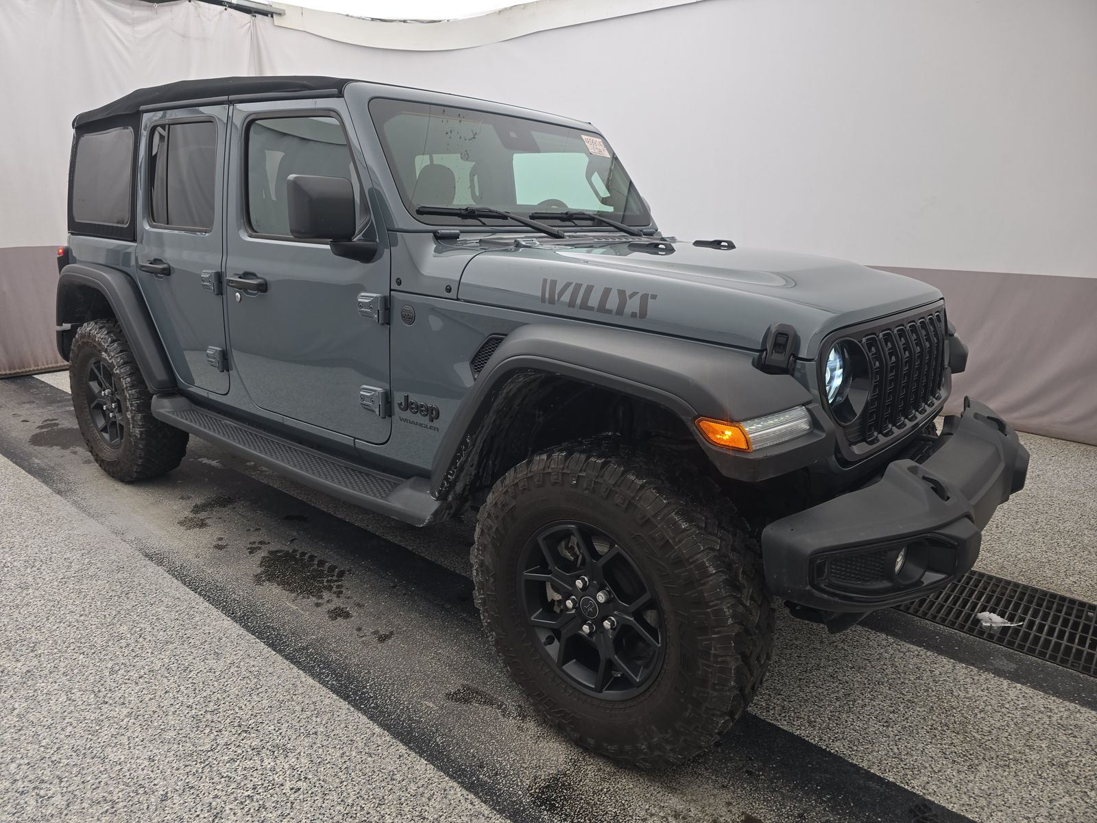 2024 Jeep Wrangler Willys AWD