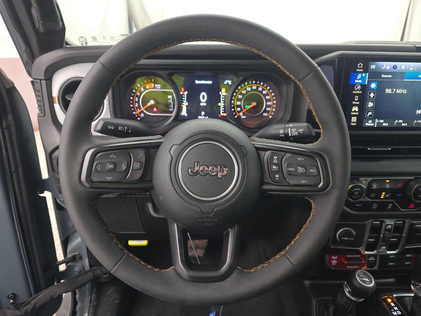 2024 Jeep Wrangler Willys AWD