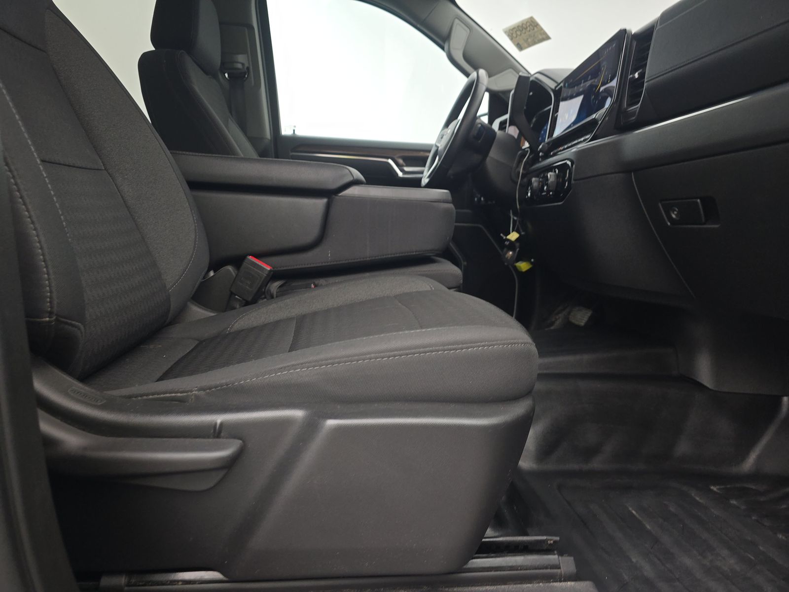 2023 Chevrolet Silverado 1500 LT AWD