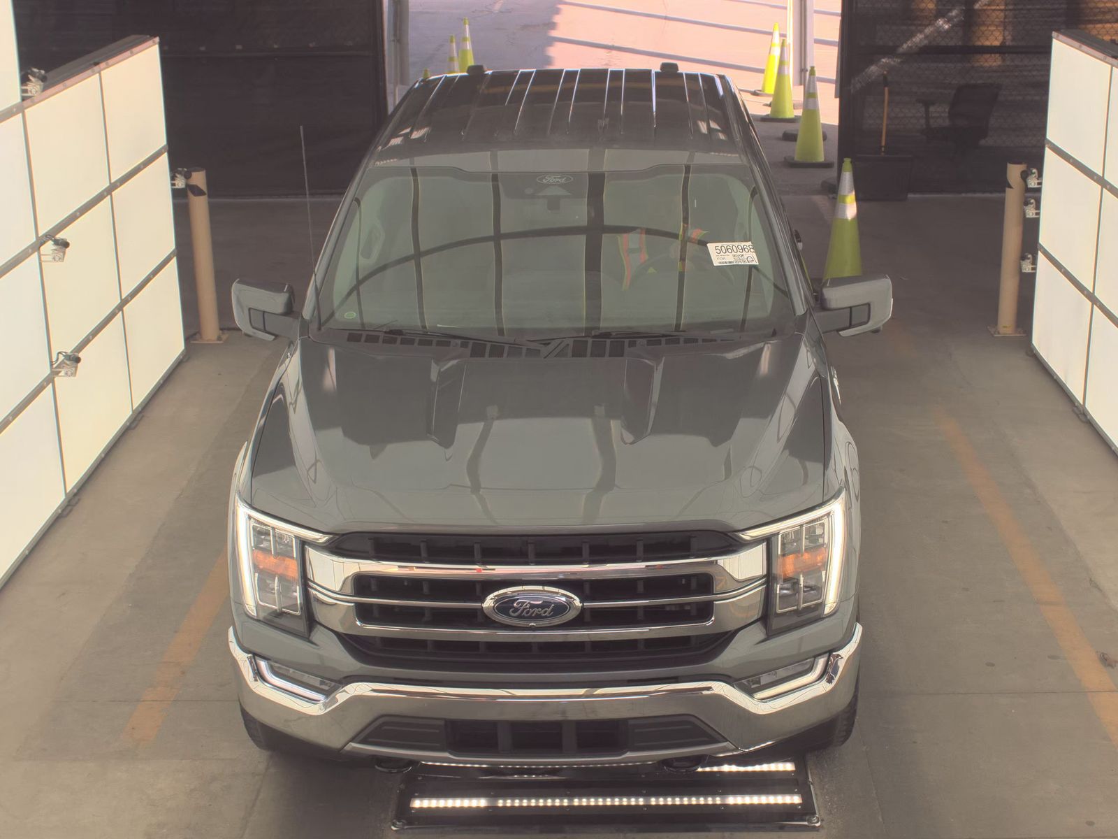 2022 Ford F-150 Hybrid Lariat AWD