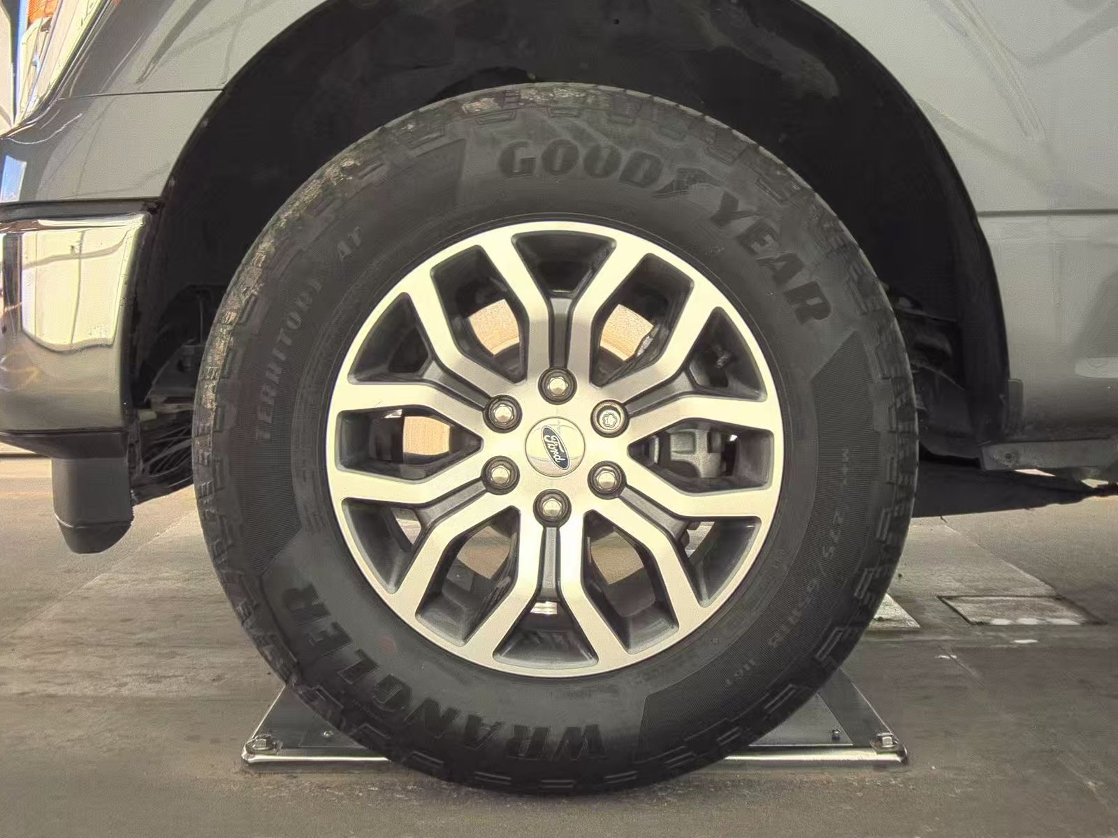 2022 Ford F-150 Hybrid Lariat AWD