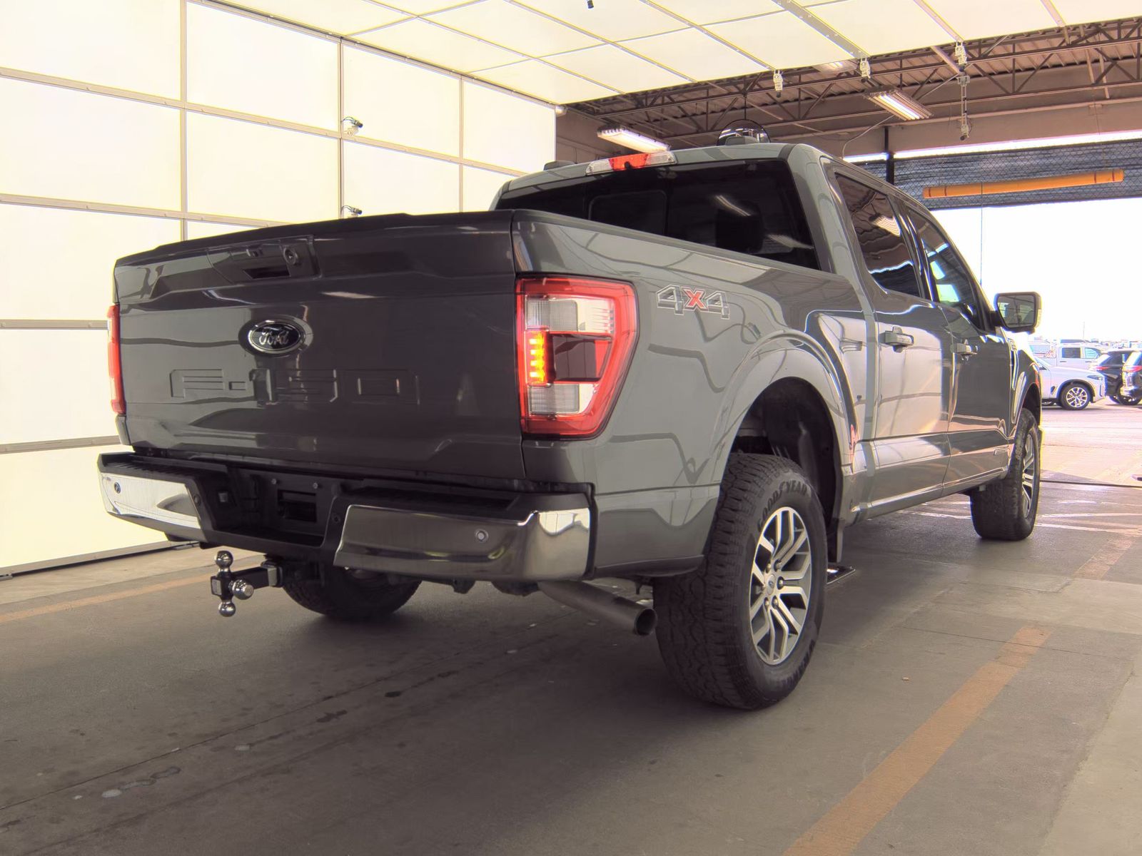 2022 Ford F-150 Hybrid Lariat AWD