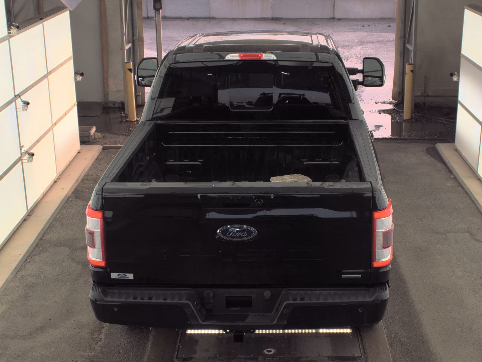 2023 Ford F-150 Lariat AWD