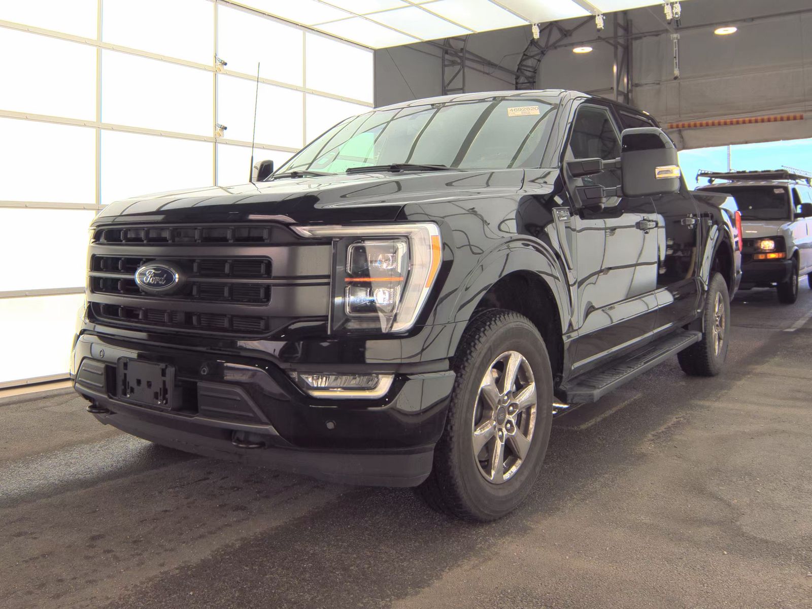 2023 Ford F-150 Lariat AWD