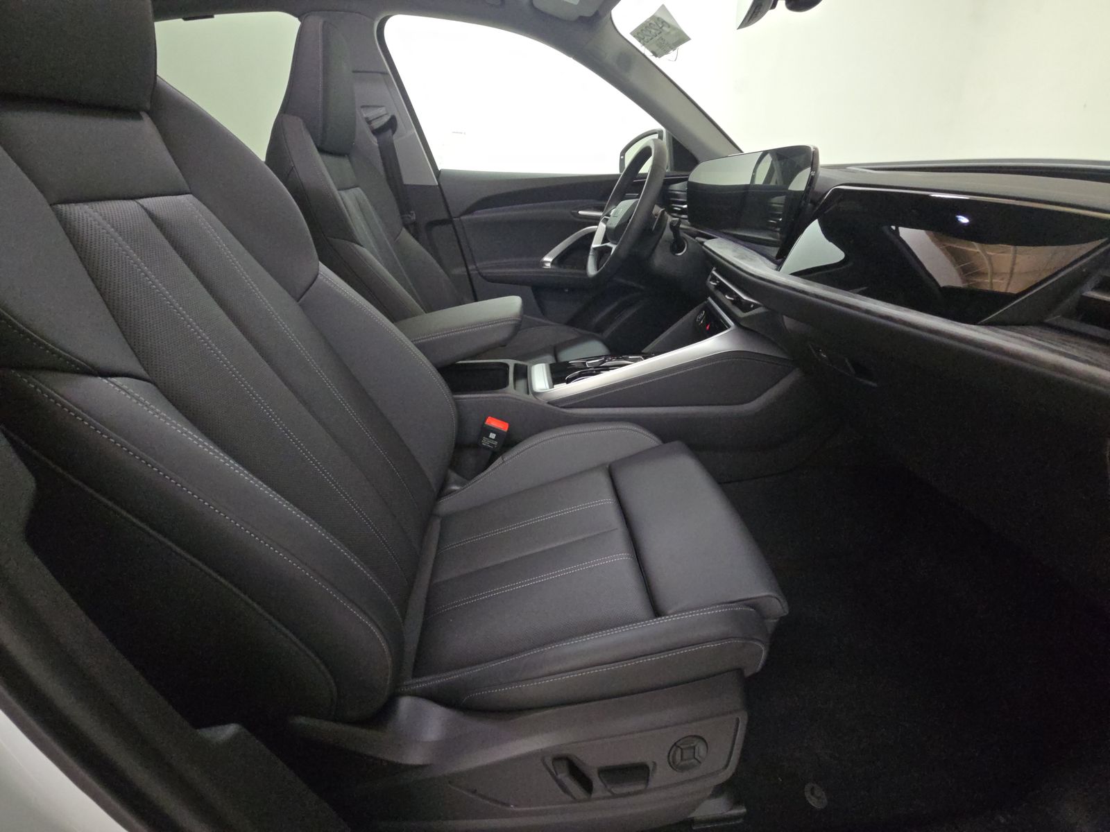 2025 Audi Q5 Premium Plus AWD