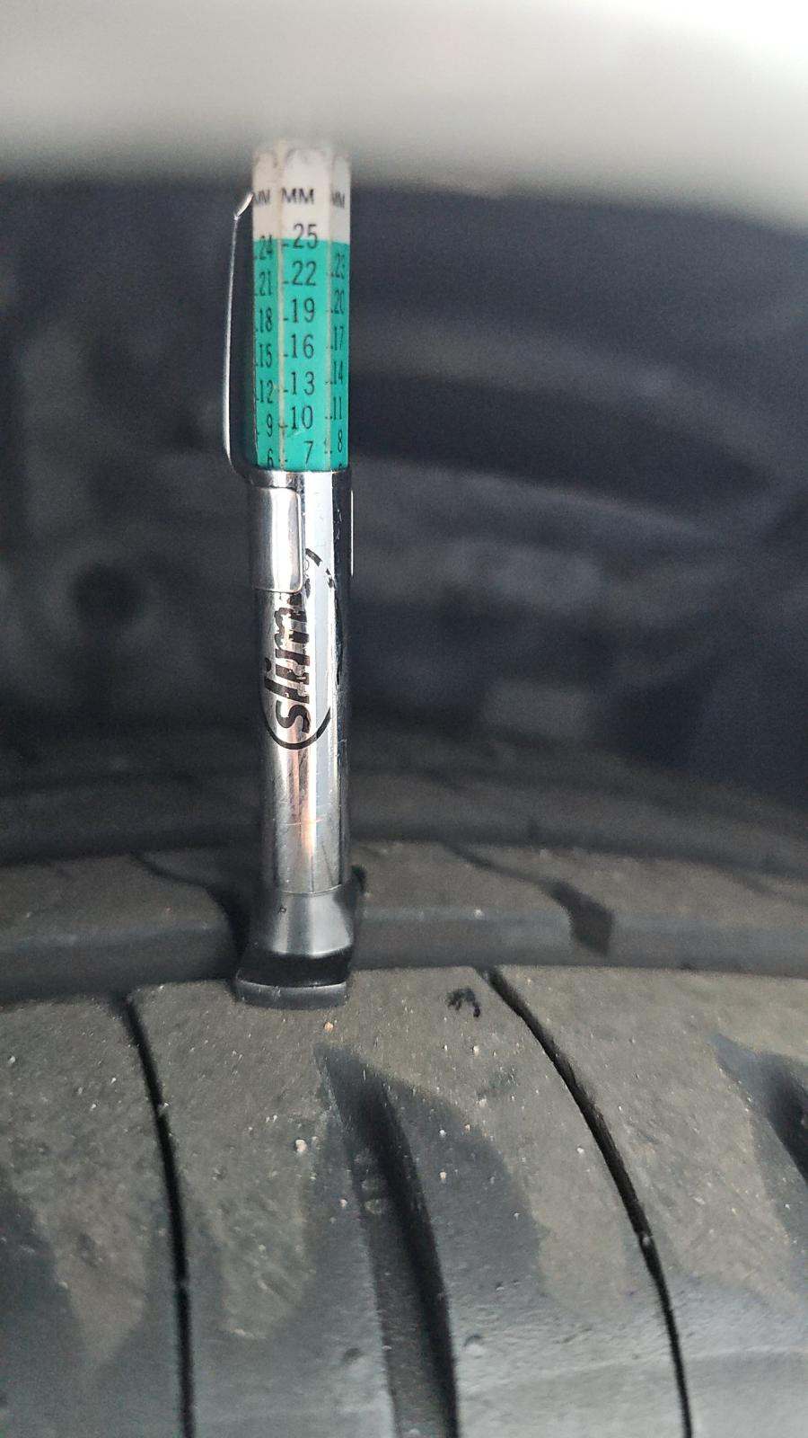 2024 Toyota Camry SE FWD