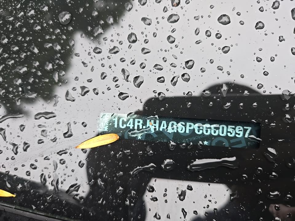 2023 Jeep Grand Cherokee Altitude AWD