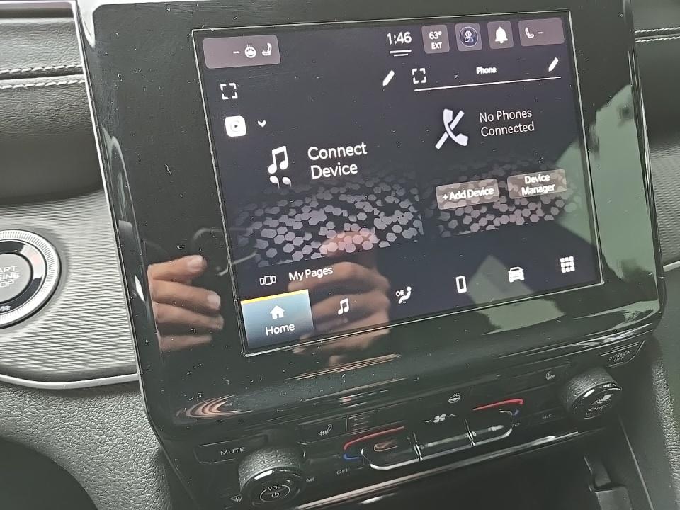 2023 Jeep Grand Cherokee Altitude AWD