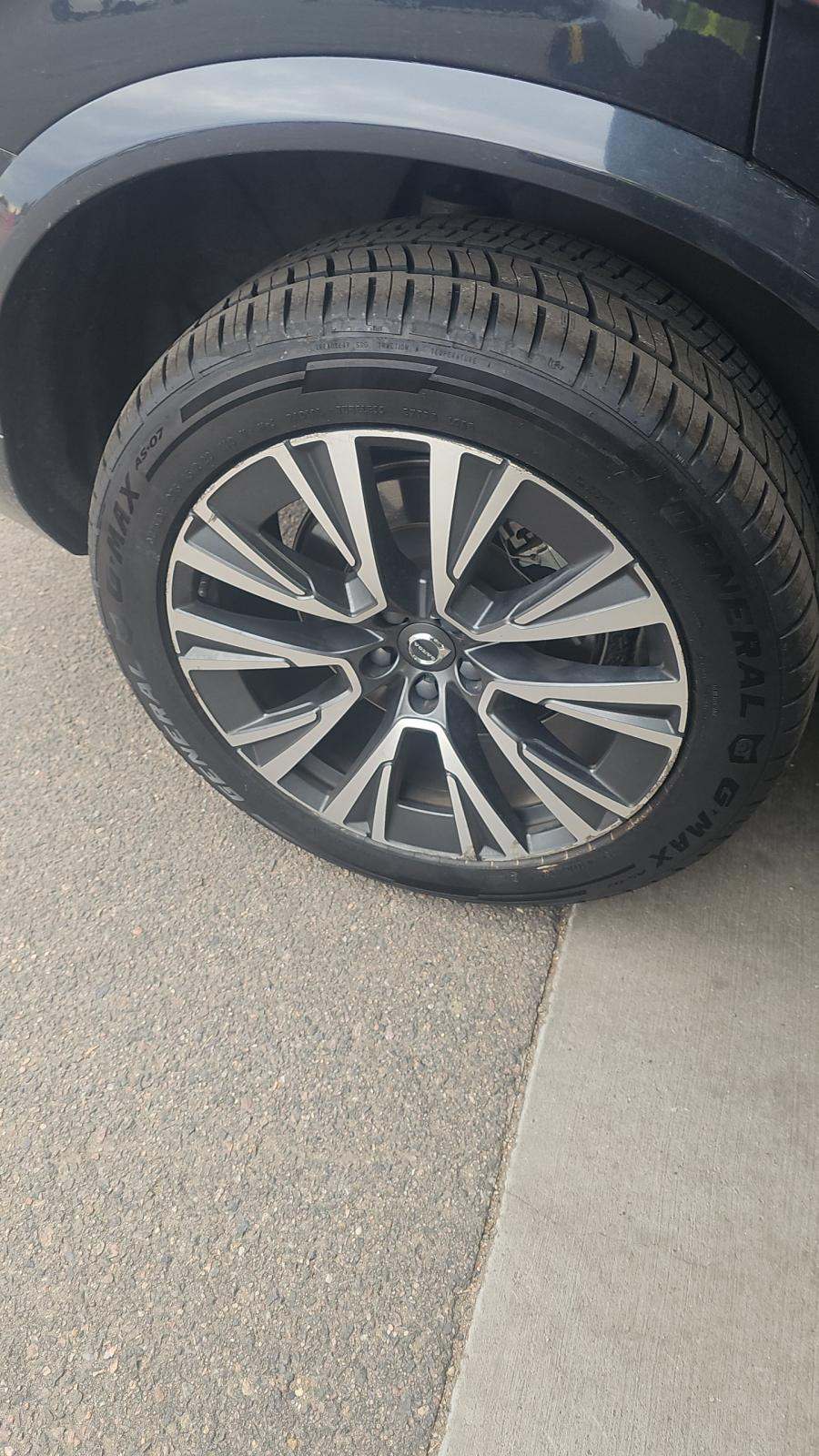 2021 Volvo XC90 Recharge T8 Inscription Expression AWD