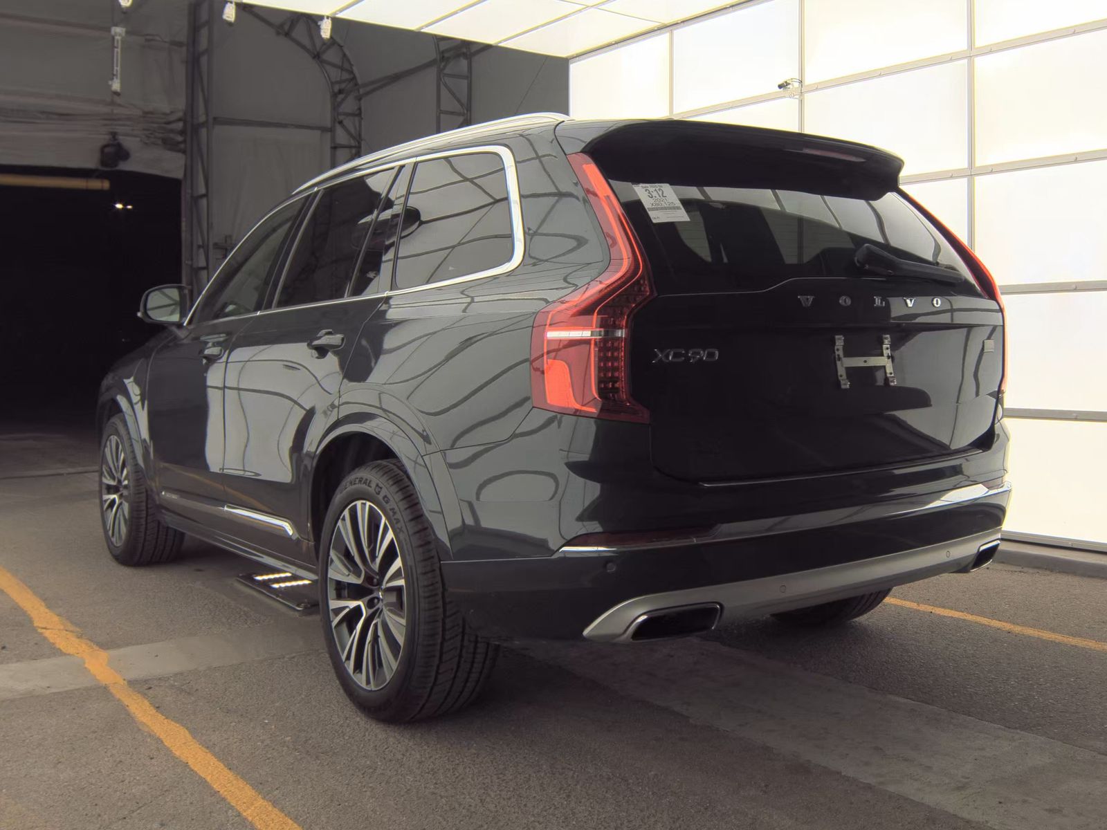 2021 Volvo XC90 Recharge T8 Inscription Expression AWD