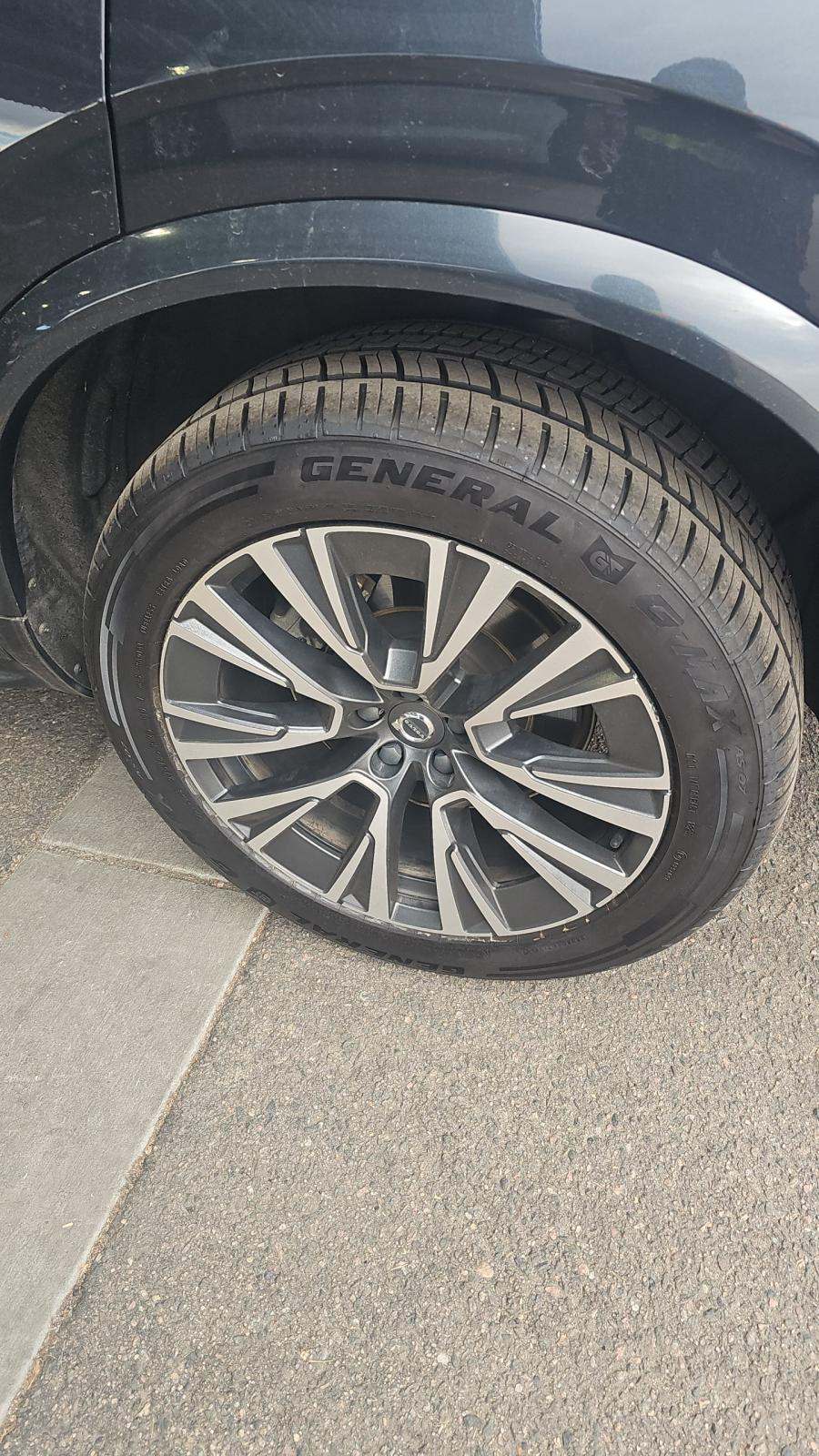 2021 Volvo XC90 Recharge T8 Inscription Expression AWD