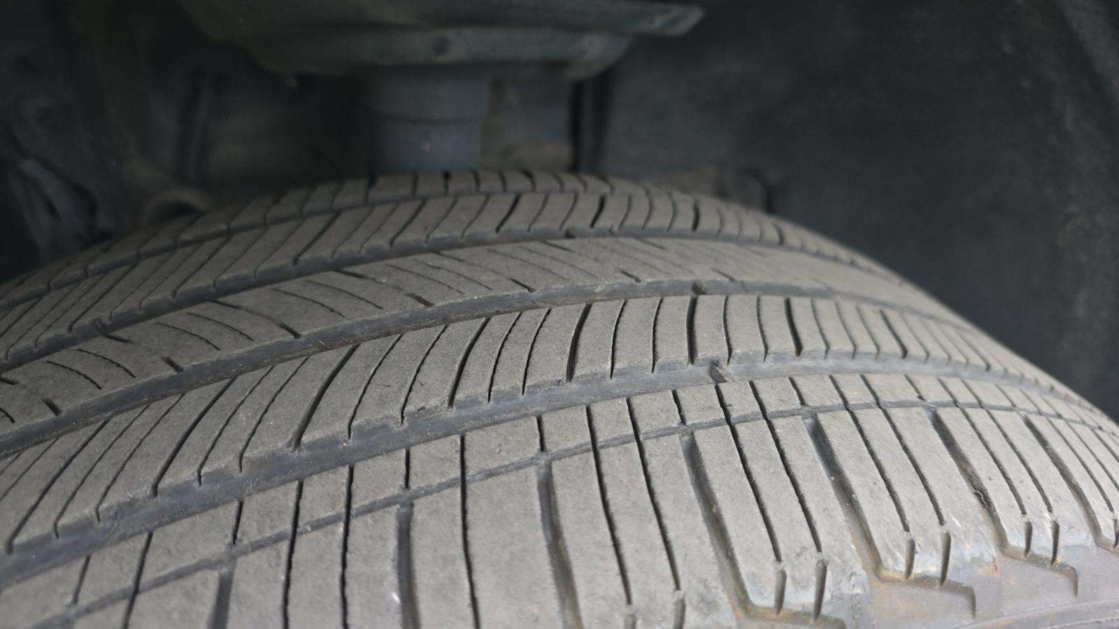 2024 Toyota RAV4 XLE Premium FWD