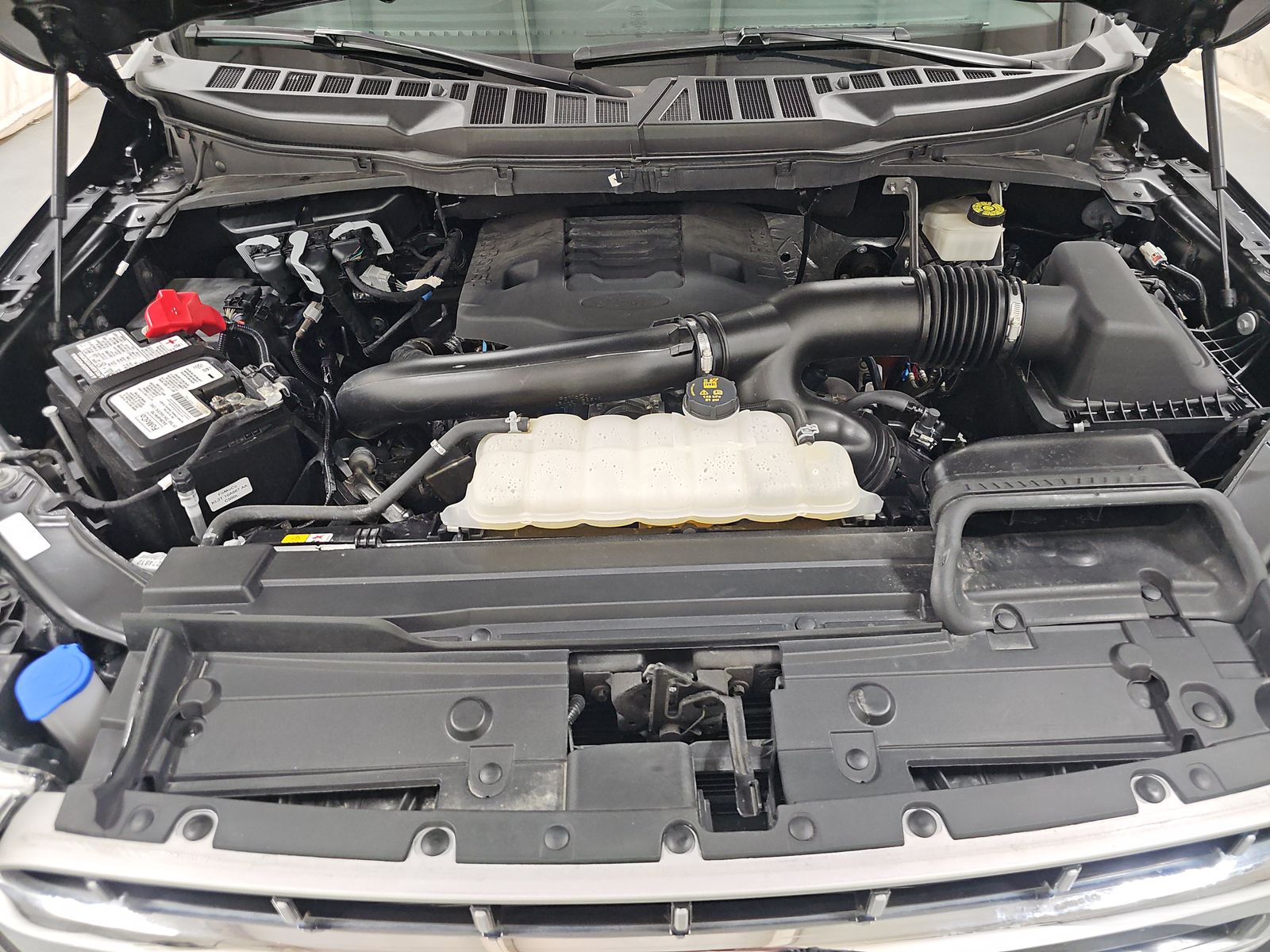 2023 Ford F-150 Lariat AWD