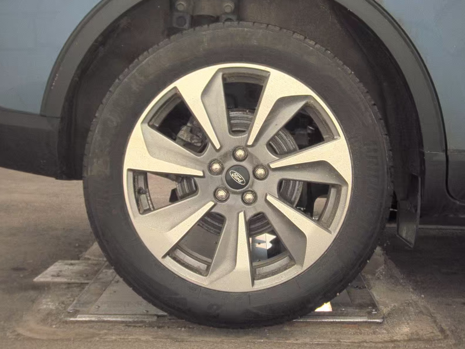 2025 Ford Escape Platinum AWD