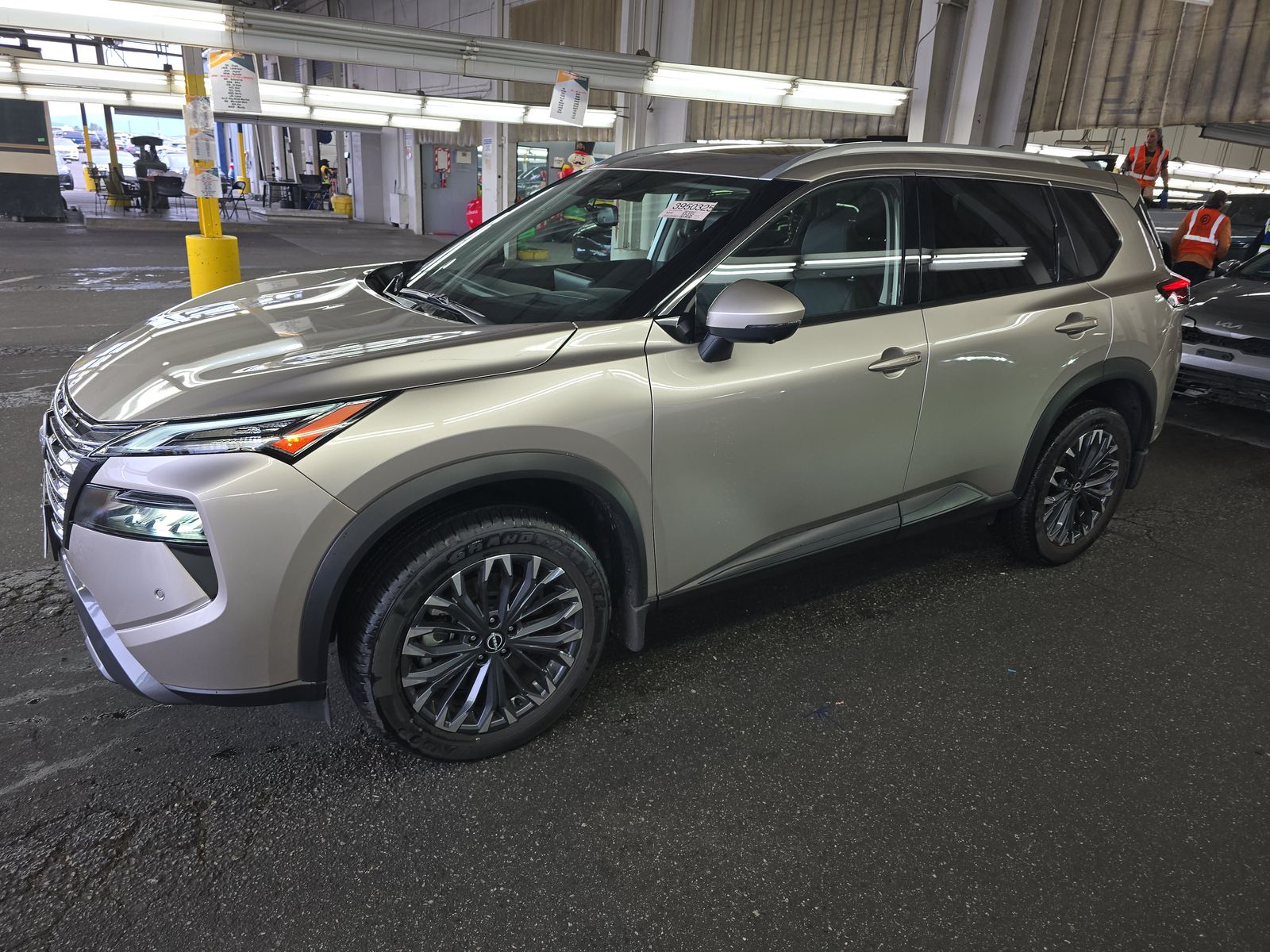 2025 Nissan Rogue SL FWD