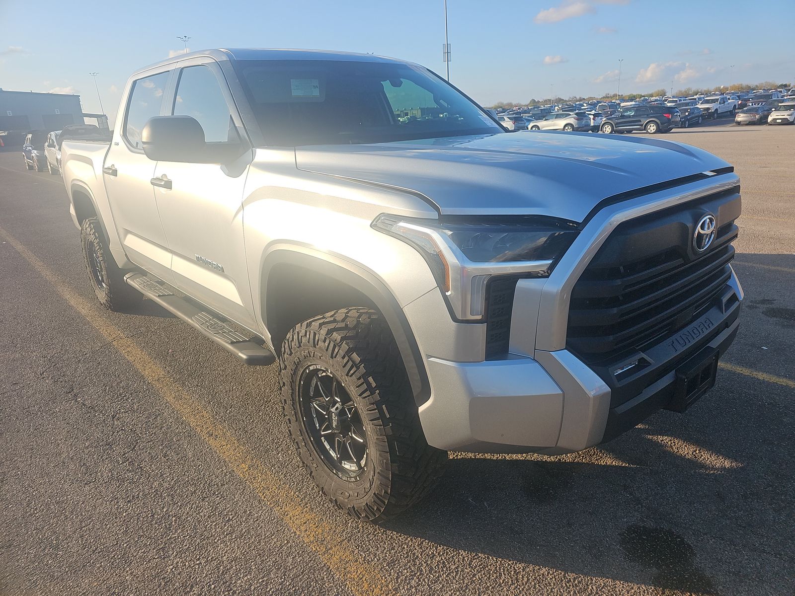 2024 Toyota Tundra SR5 AWD