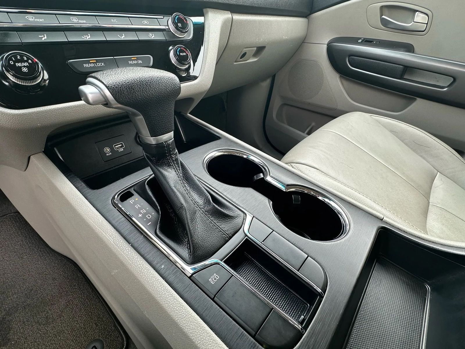 2020 Kia Sedona L FWD