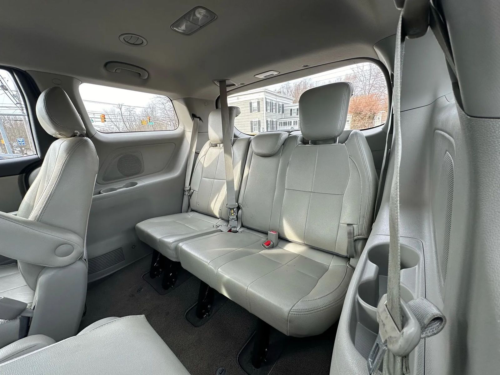 2020 Kia Sedona L FWD