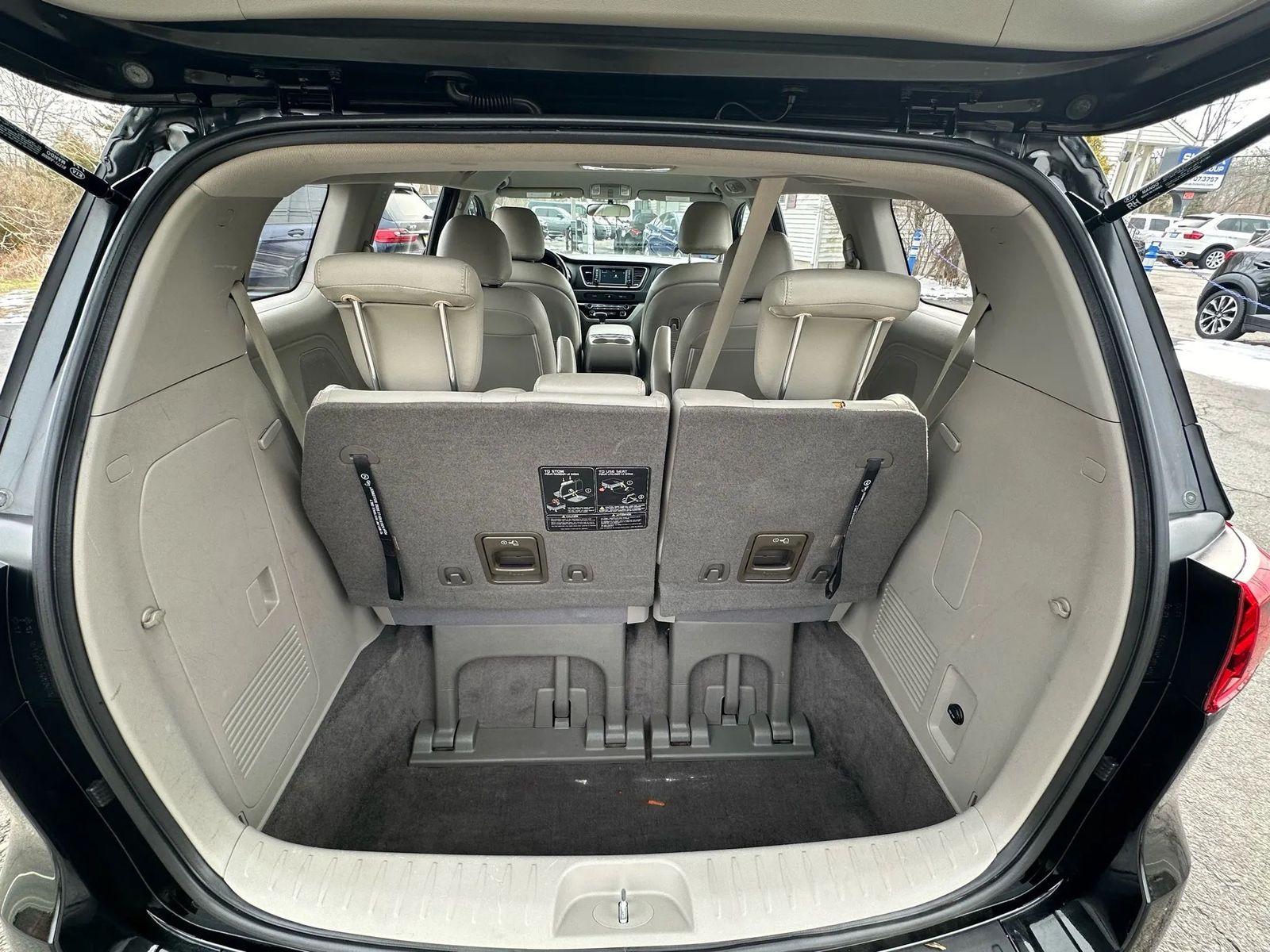 2020 Kia Sedona L FWD