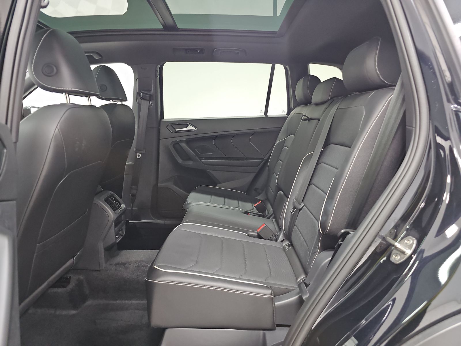 2024 Volkswagen Tiguan 2.0T SEL R-Line AWD