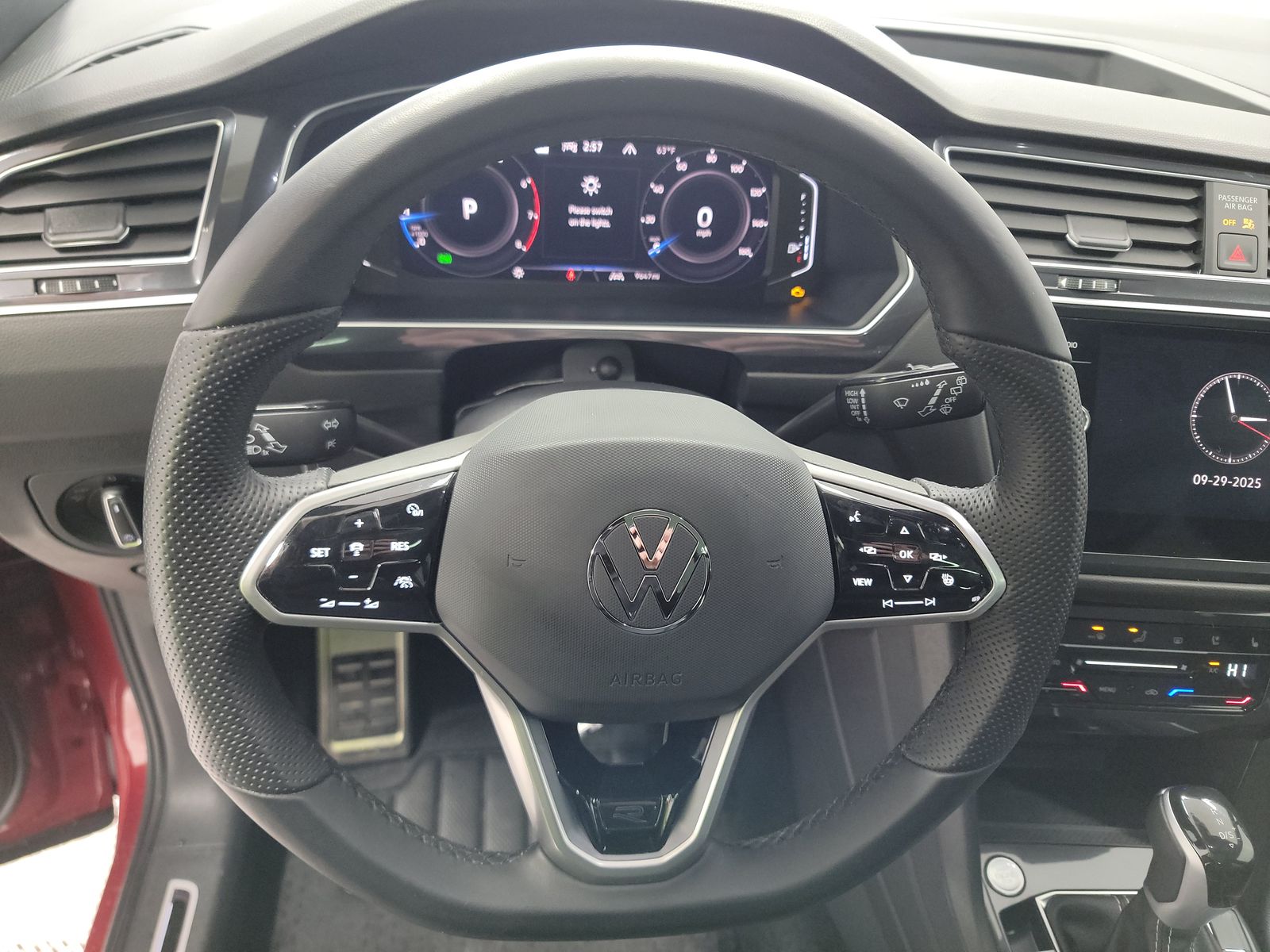 2024 Volkswagen Tiguan 2.0T SEL R-Line AWD