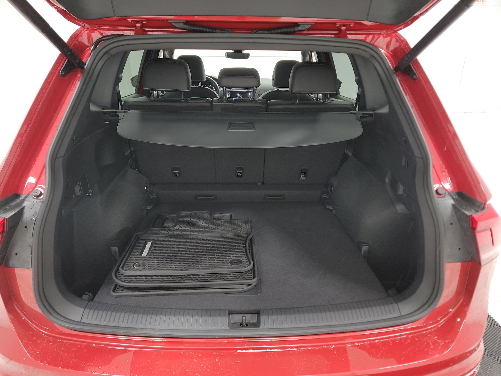 2024 Volkswagen Tiguan 2.0T SEL R-Line AWD