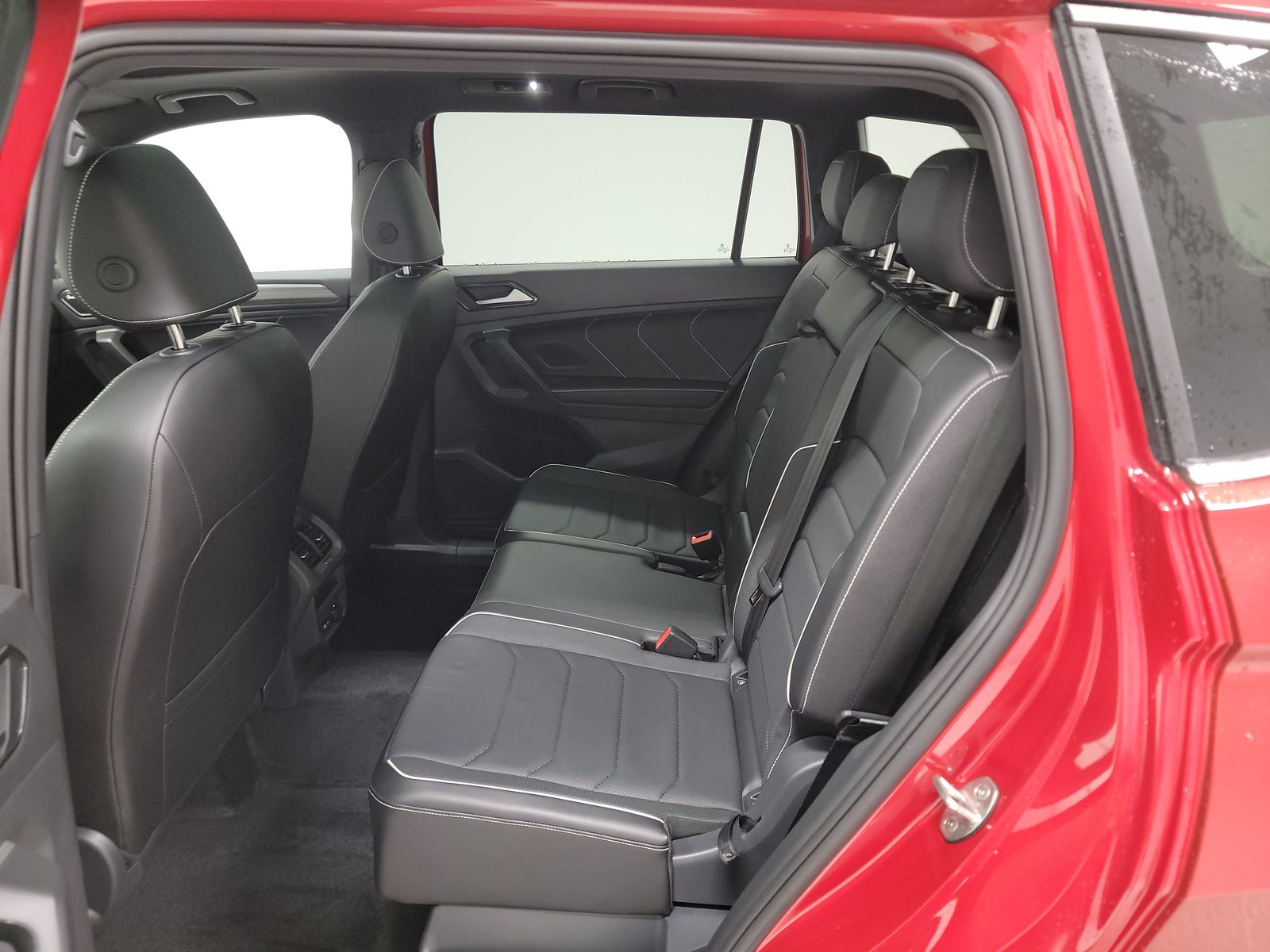 2024 Volkswagen Tiguan 2.0T SEL R-Line AWD