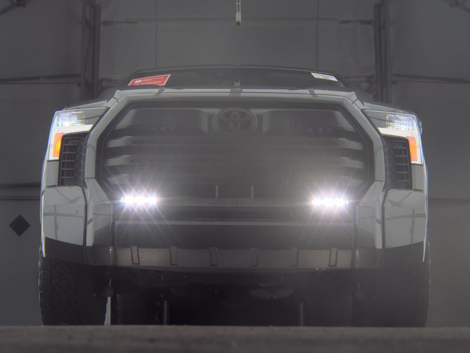 2024 Toyota Tundra SR5 AWD