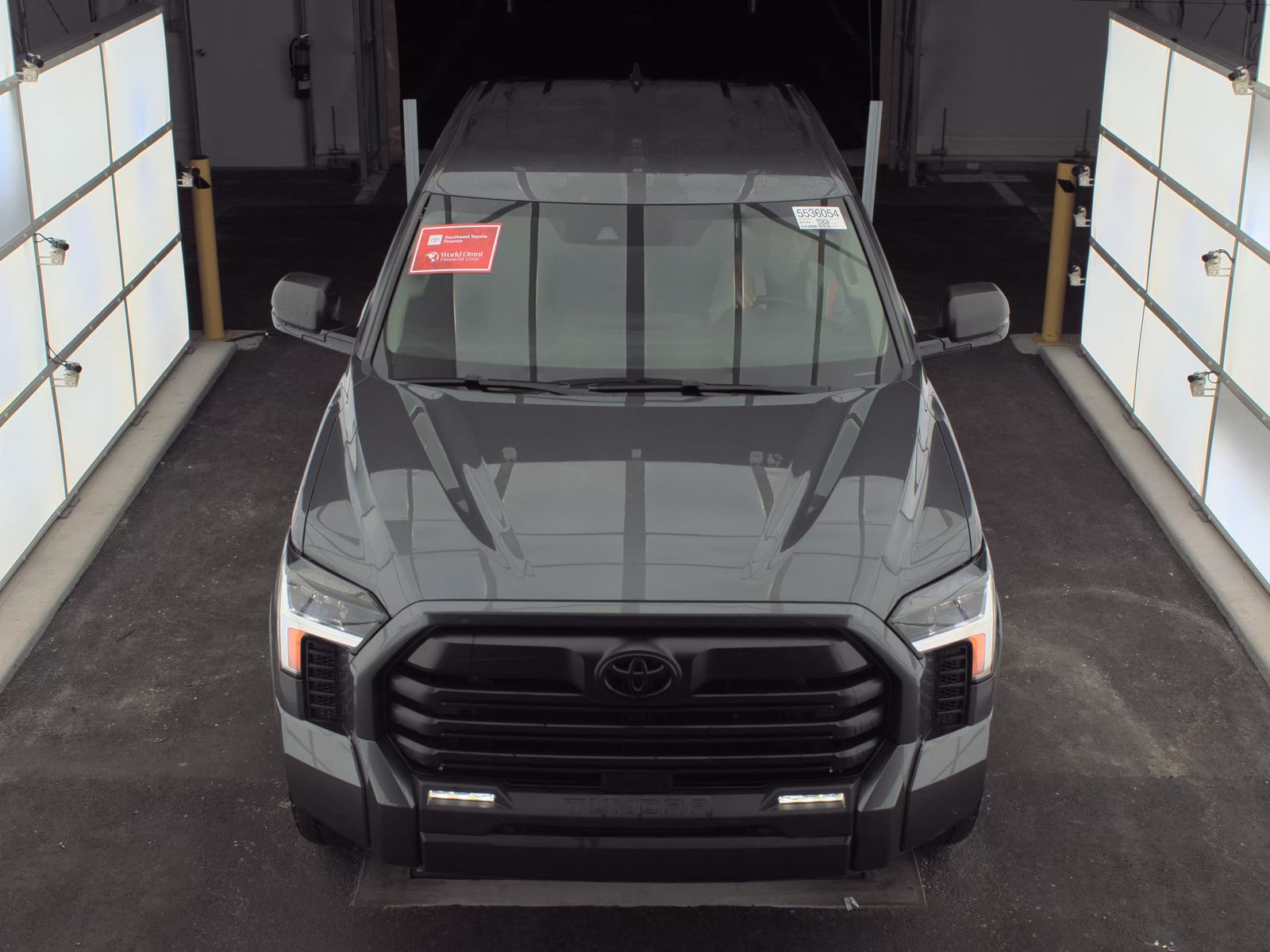 2024 Toyota Tundra SR5 AWD