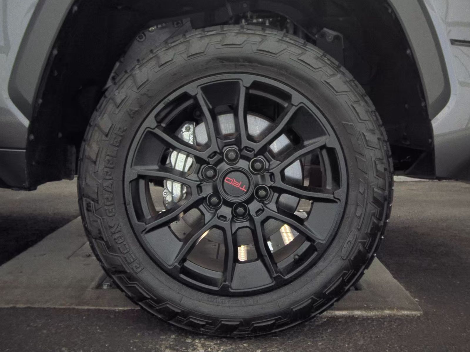 2024 Toyota Tundra SR5 AWD