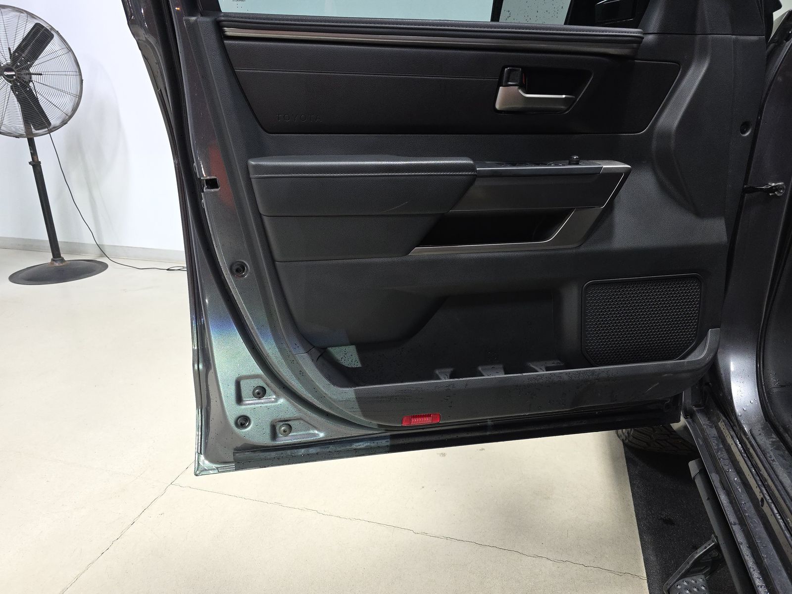 2024 Toyota Tundra SR5 AWD