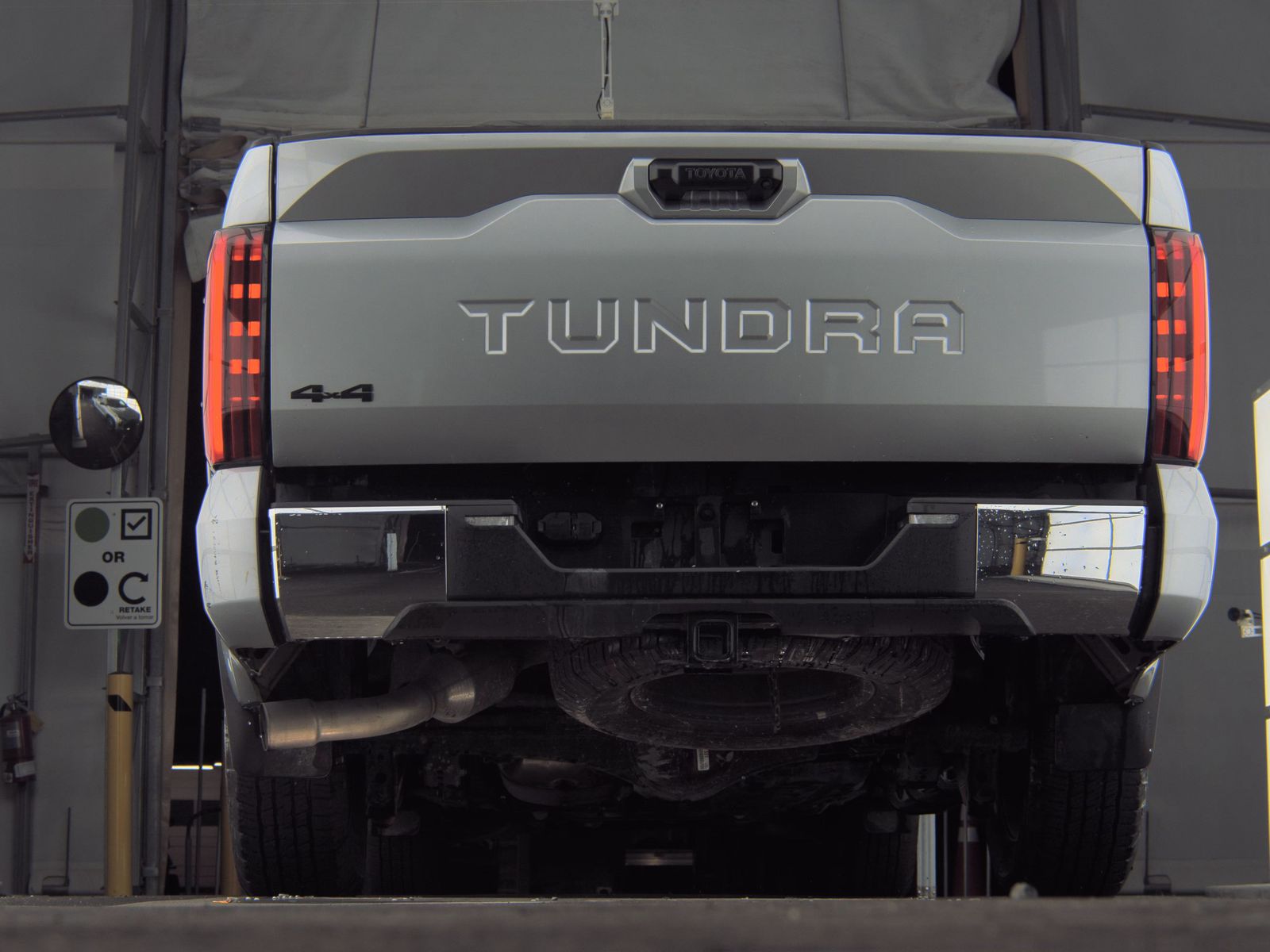 2024 Toyota Tundra SR5 AWD