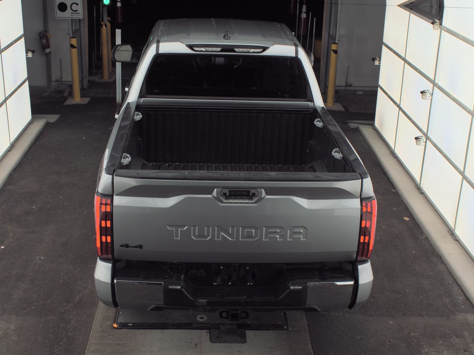 2024 Toyota Tundra SR5 AWD