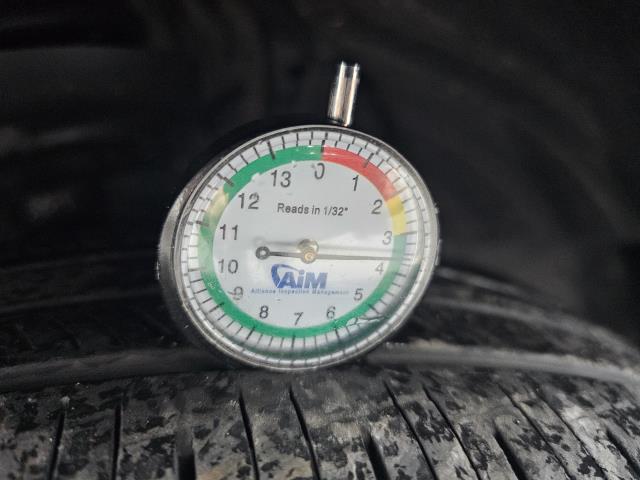 2024 Toyota Sienna LE FWD